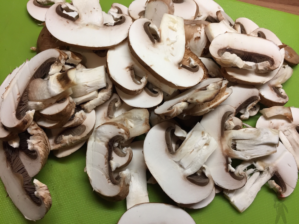 Schweinegeschnetzeltes mit Pilzen - Gabel Gangster